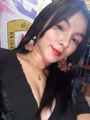 <span>Carolina, 26</span>&nbsp;<span style='width: 25px; height: 16px; float: right; background-image: url(/bitmaps/flags_small/CO.PNG)'>&nbsp;</span><br><span>Bucaramanga, Colombia</span>&nbsp;<input type='button' class='joinbtn' style='float: right' value='JOIN NOW' />