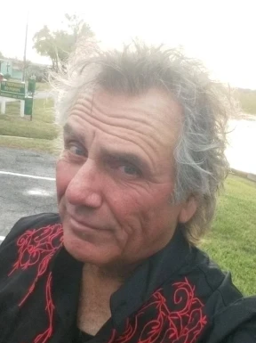 American men looking for love