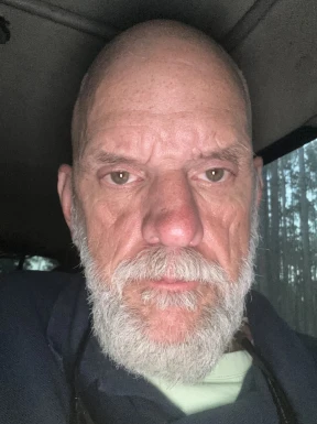 <span>Brian, 53</span>&nbsp;<span style='width: 25px; height: 16px; float: right; background-image: url(/bitmaps/flags_small/US.PNG)'>&nbsp;</span><br><span>Knoxville, United States of America</span>&nbsp;<input type='button' class='joinbtn' style='float: right' value='JOIN NOW' />