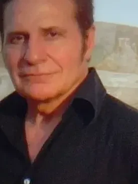 Spanish men looking for love