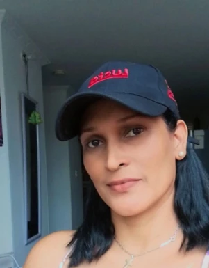 <span>Danys, 45</span>&nbsp;<span style='width: 25px; height: 16px; float: right; background-image: url(/bitmaps/flags_small/CO.PNG)'>&nbsp;</span><br><span>Bogota, Colombia</span>&nbsp;<input type='button' class='joinbtn' style='float: right' value='JOIN NOW' />