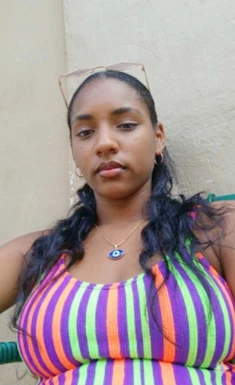 <span>Yoselin, 18</span>&nbsp;<span style='width: 25px; height: 16px; float: right; background-image: url(/bitmaps/flags_small/CU.PNG)'>&nbsp;</span><br><span>Camaguey, Cuba</span>&nbsp;<input type='button' class='joinbtn' style='float: right' value='JOIN NOW' />