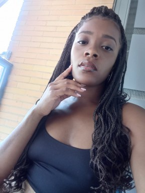 <span>Paola, 33</span>&nbsp;<span style='width: 25px; height: 16px; float: right; background-image: url(/bitmaps/flags_small/CO.PNG)'>&nbsp;</span><br><span>Cali, Колумбія</span>&nbsp;<input type='button' class='joinbtn' style='float: right' value='JOIN NOW' />