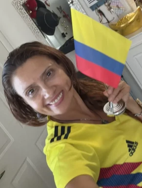 <span>Franci, 55</span>&nbsp;<span style='width: 25px; height: 16px; float: right; background-image: url(/bitmaps/flags_small/US.PNG)'>&nbsp;</span><br><span>Las vegas, Сполучені Штати Америки</span>&nbsp;<input type='button' class='joinbtn' style='float: right' value='JOIN NOW' />