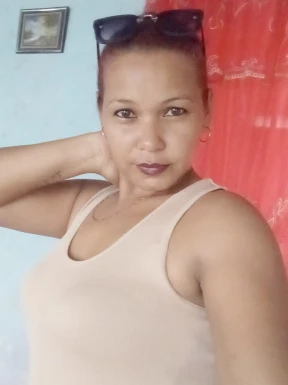 <span>Lisandra, 39</span>&nbsp;<span style='width: 25px; height: 16px; float: right; background-image: url(/bitmaps/flags_small/CU.PNG)'>&nbsp;</span><br><span>Manati, キューバ</span>&nbsp;<input type='button' class='joinbtn' style='float: right' value='JOIN NOW' />