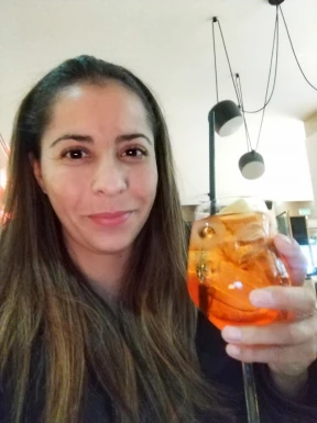 <span>Estefany, 38</span>&nbsp;<span style='width: 25px; height: 16px; float: right; background-image: url(/bitmaps/flags_small/CO.PNG)'>&nbsp;</span><br><span>Cali, Colombia</span>&nbsp;<input type='button' class='joinbtn' style='float: right' value='JOIN NOW' />