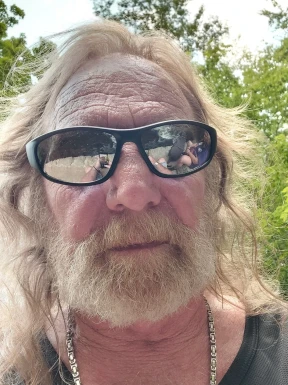 American men looking for love