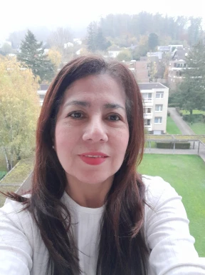 <span>Gloria, 58</span>&nbsp;<span style='width: 25px; height: 16px; float: right; background-image: url(/bitmaps/flags_small/CO.PNG)'>&nbsp;</span><br><span>Medellín , コロンビア</span>&nbsp;<input type='button' class='joinbtn' style='float: right' value='JOIN NOW' />