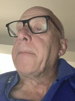 English men looking for love